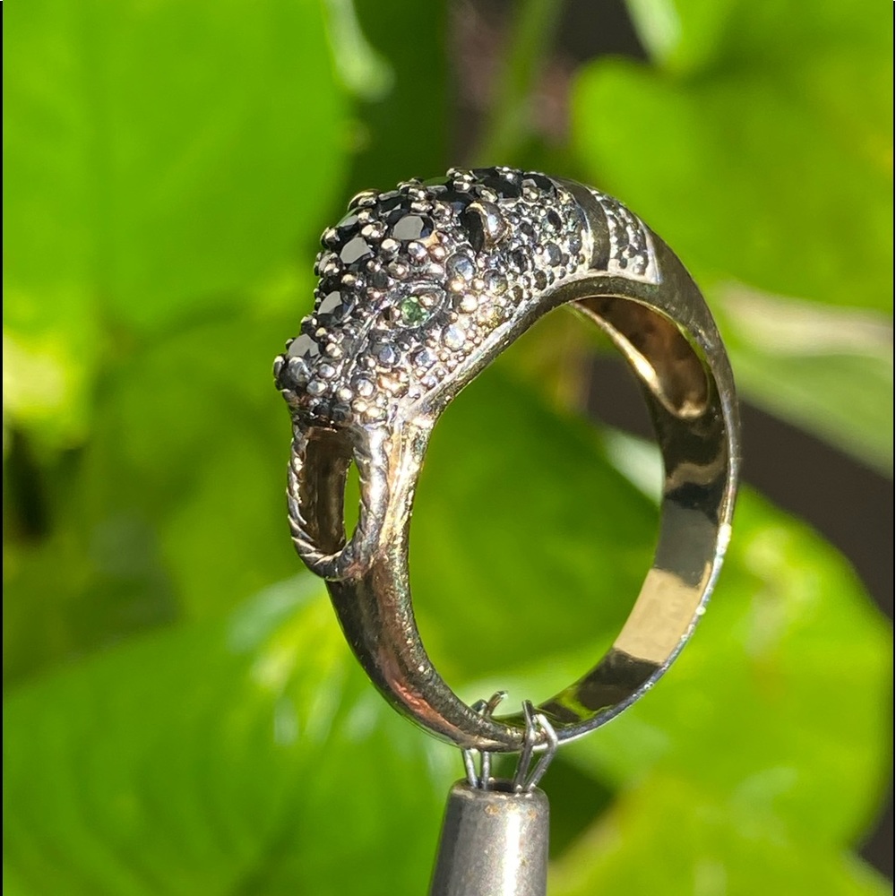 Vintage R.J. Graziano 925 panther ring🐆 with black diamonds 💎